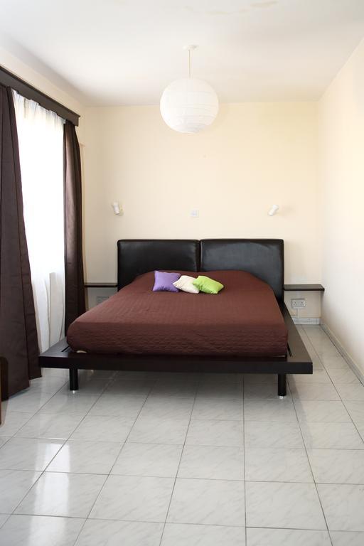 Alora Apartments 라르나카 외부 사진