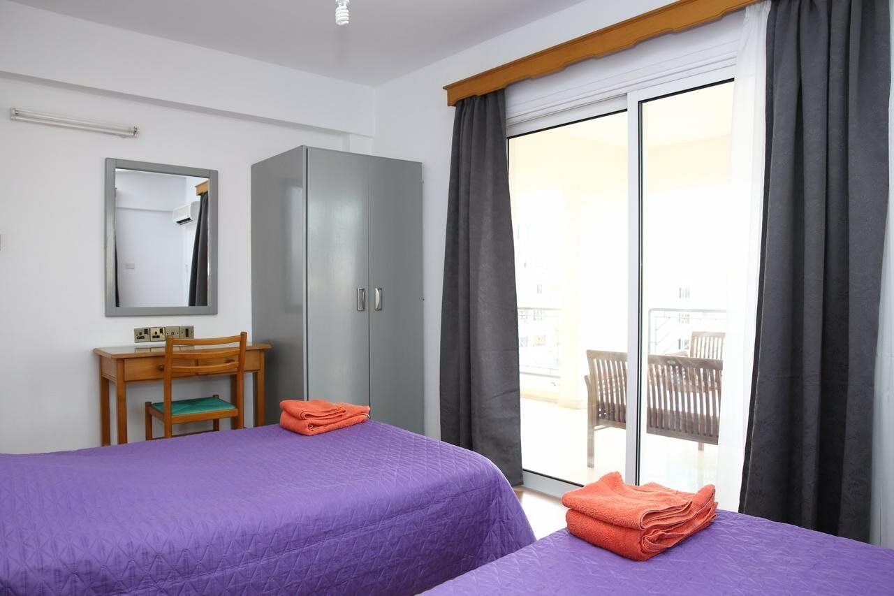 Alora Apartments 라르나카 외부 사진